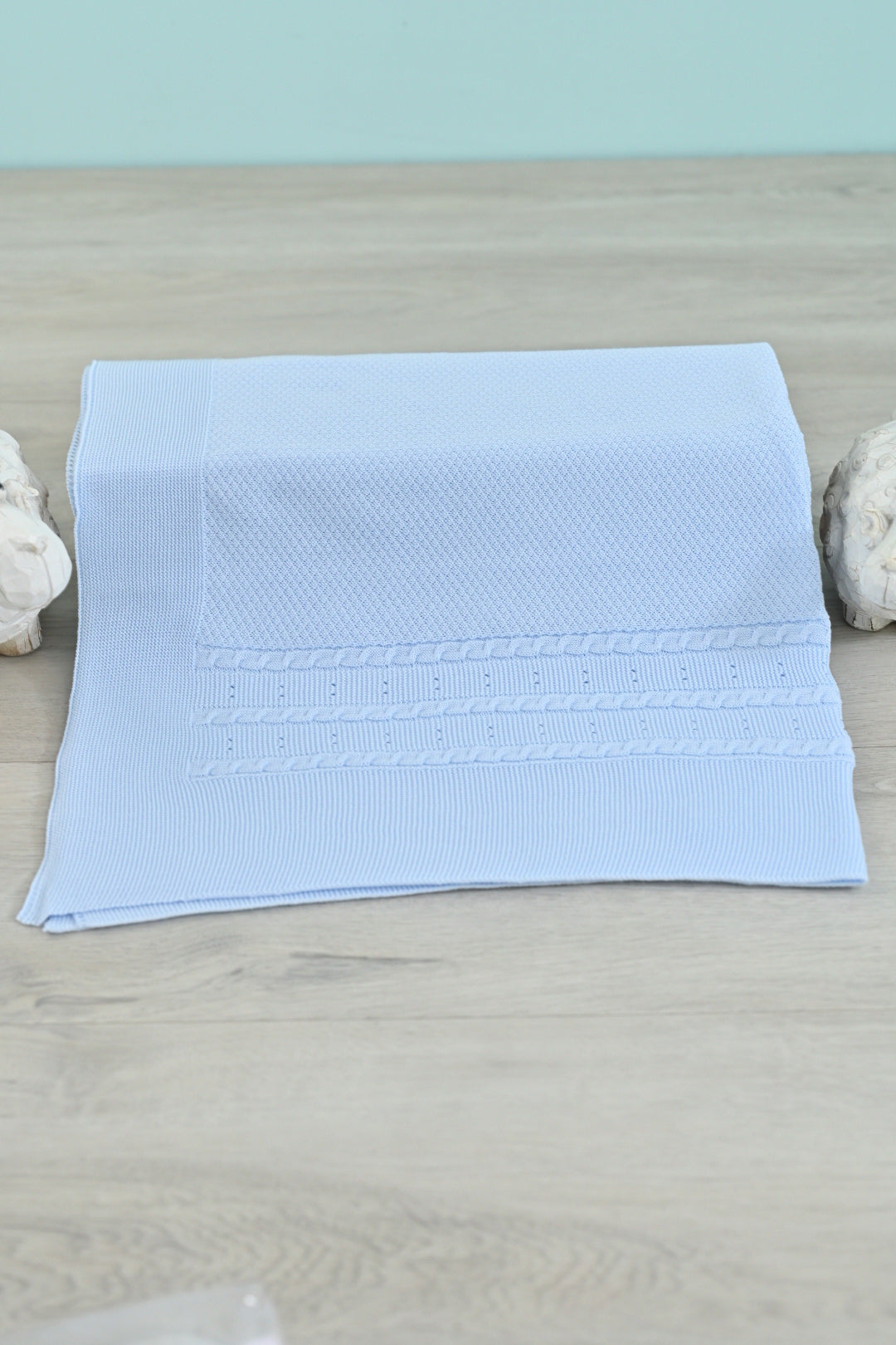 Luna Snuggle Knit Blanket